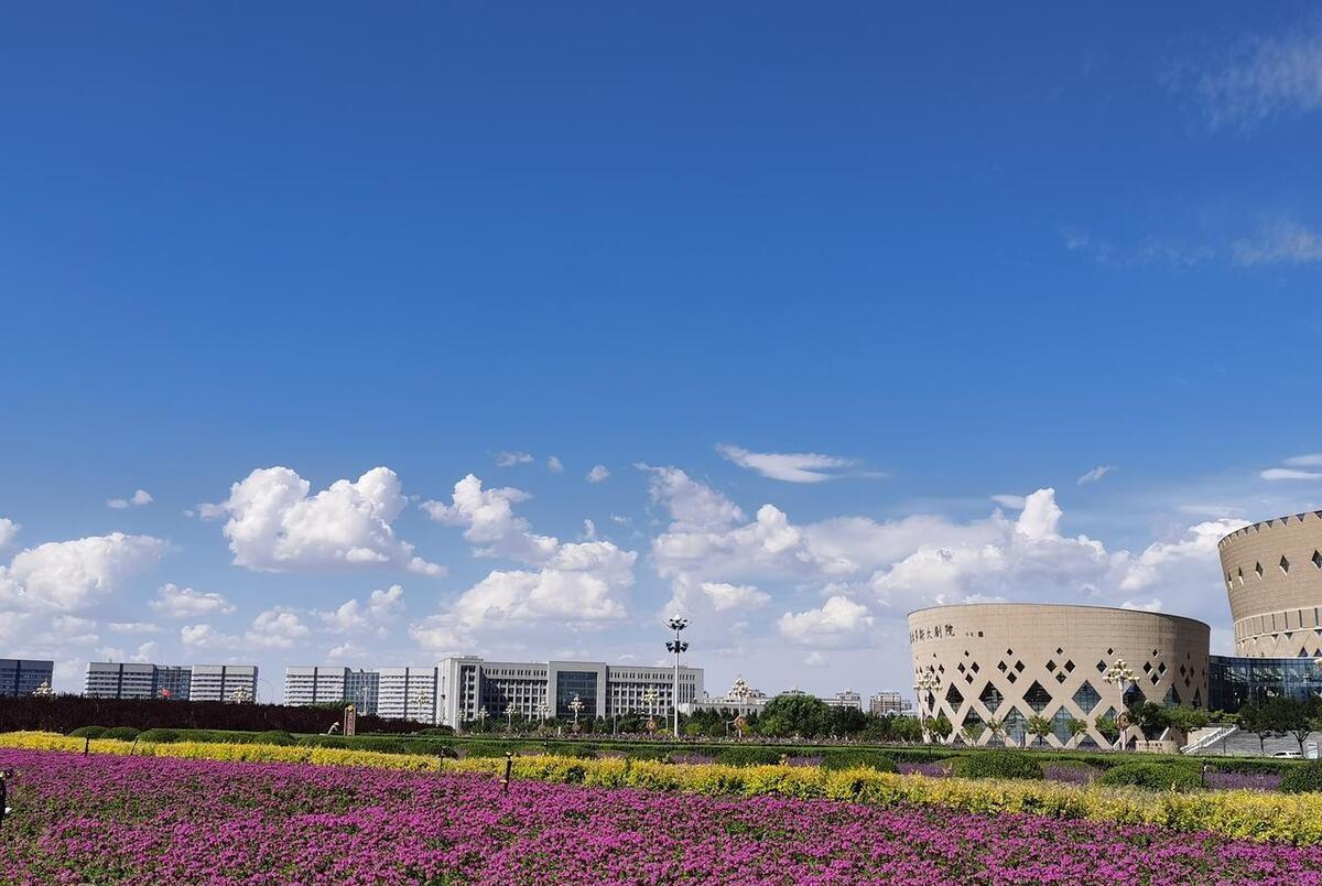 鄂尔多斯,内蒙古绿色奇迹之旅